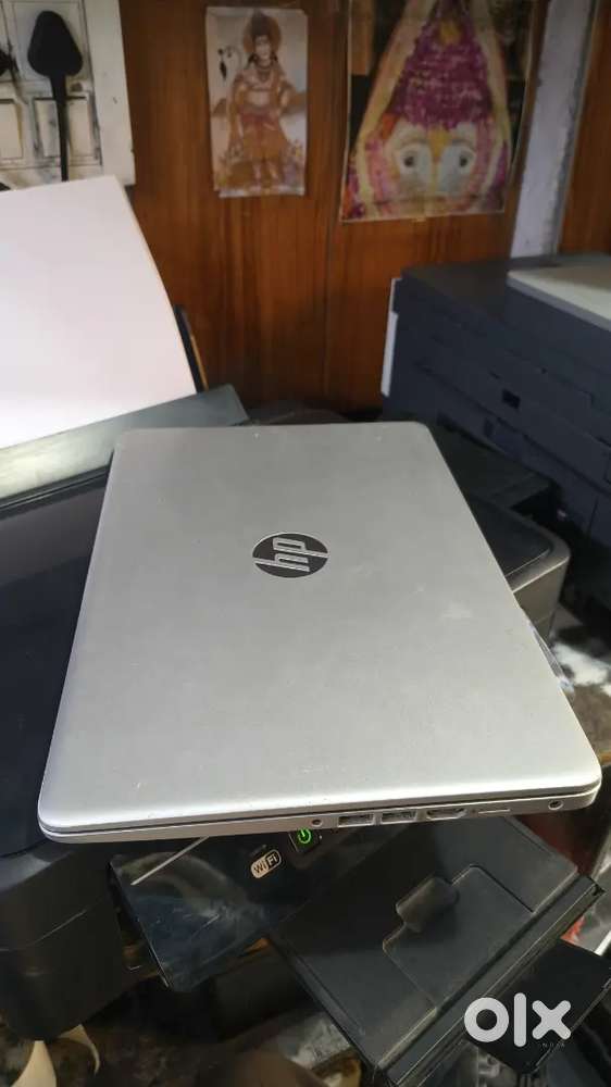 Hp i3 10 gen. 4gb Ram 512SSD GOOD CONDITION LAPTOP