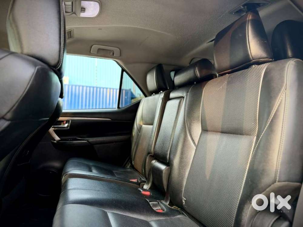 Toyota Fortuner 4x2 Mt 2.8 Diesel, 2021, Diesel