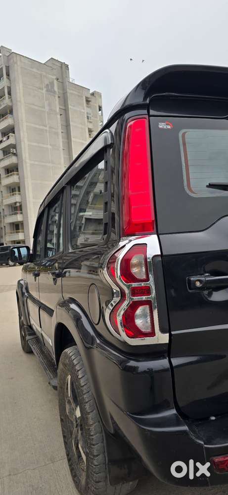 Mahindra Scorpio S11 Mt 7s, 2023, Diesel