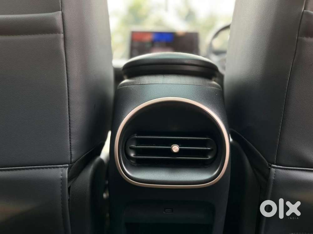 Mg Windsor Ev Essence, 2025, Electric