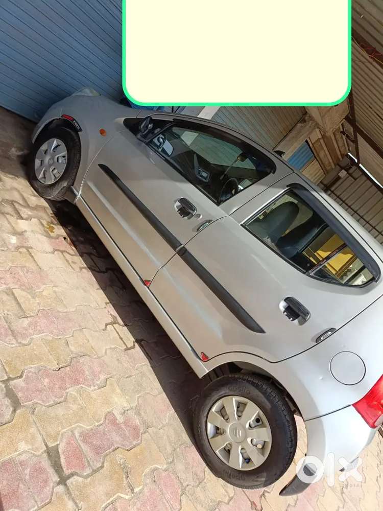 Petrol Cng. All Car Owner Is Inside The House