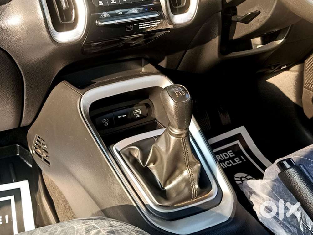 Kia Sonet G 1.2 5mt Htk(o), 2024, Petrol