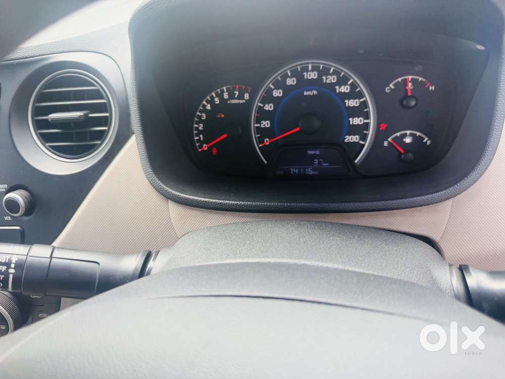 Hyundai Grand I10 Sportz(o) 1.2 Mt, 2016, Petrol