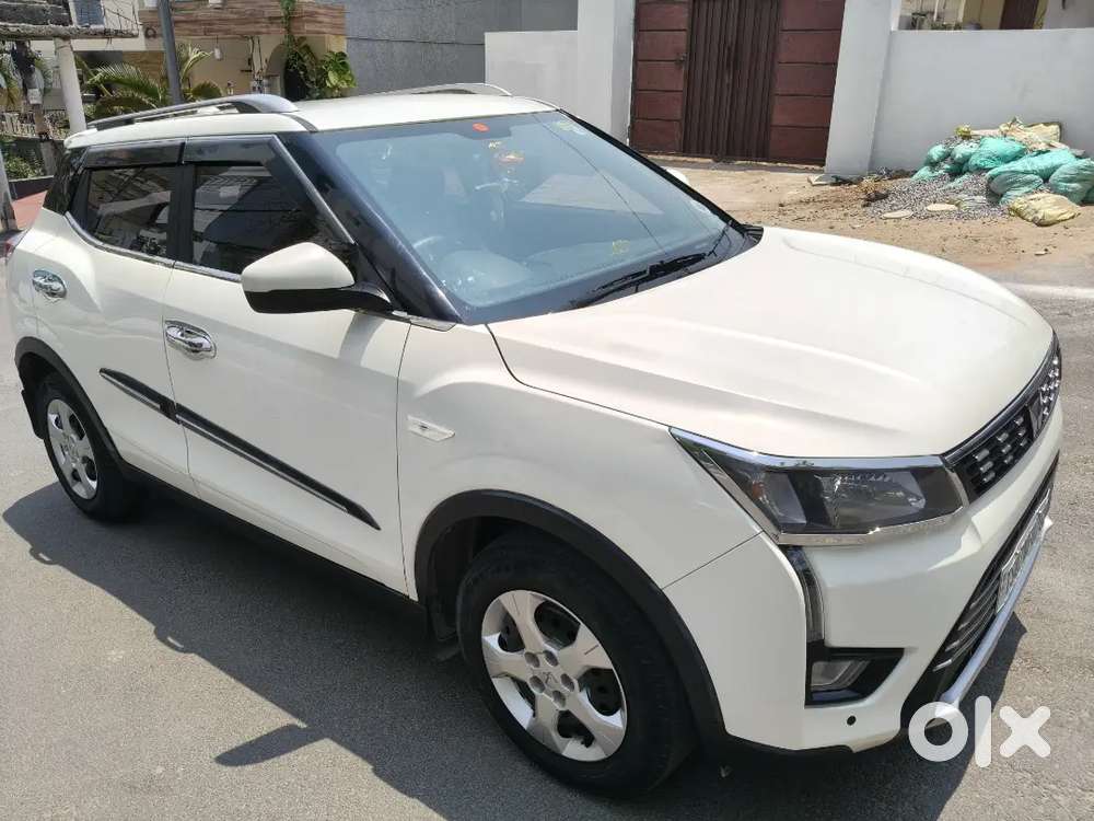 Mahindra Xuv300 2023 Diesel 55000 Kms Showroom Track Original Paint