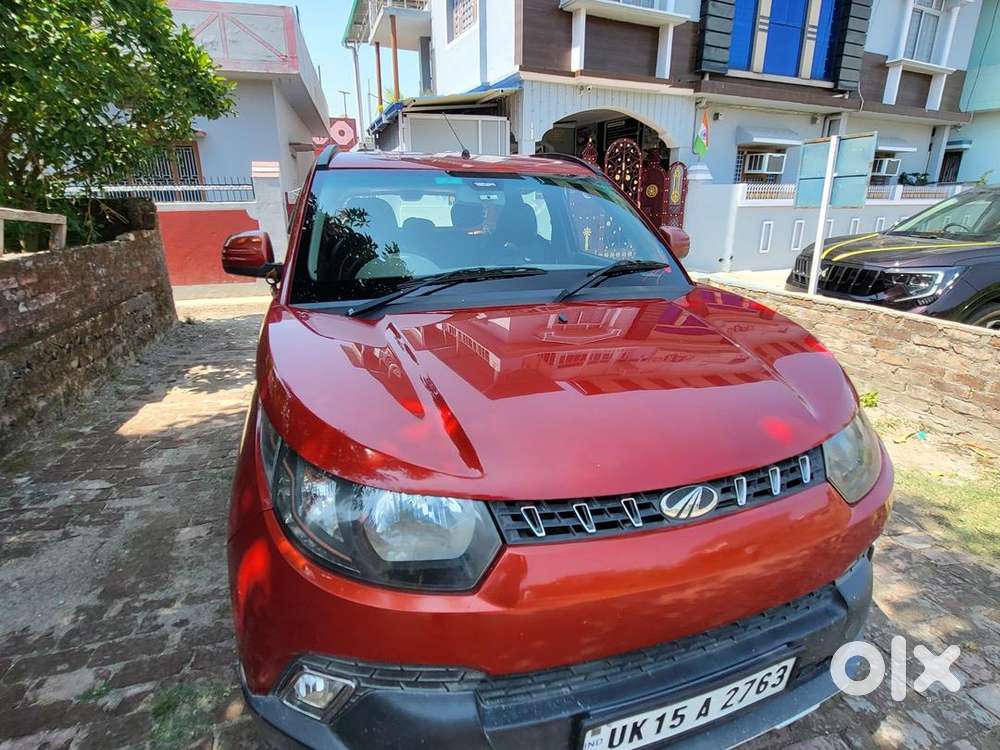 Mahindra Petrol Car 2017