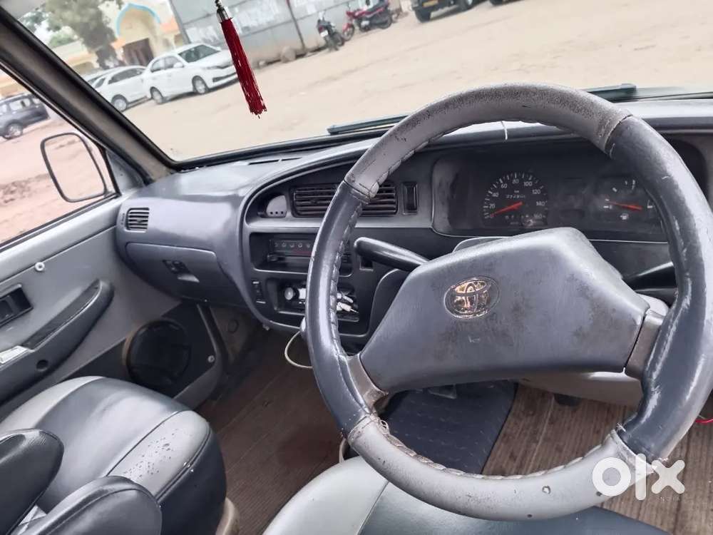 Toyota Qualis 2003