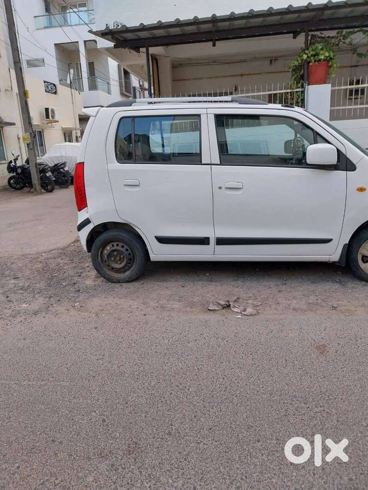 Maruti Suzuki Wagon R Flex Fuel 2013 Petrol Well Maintained