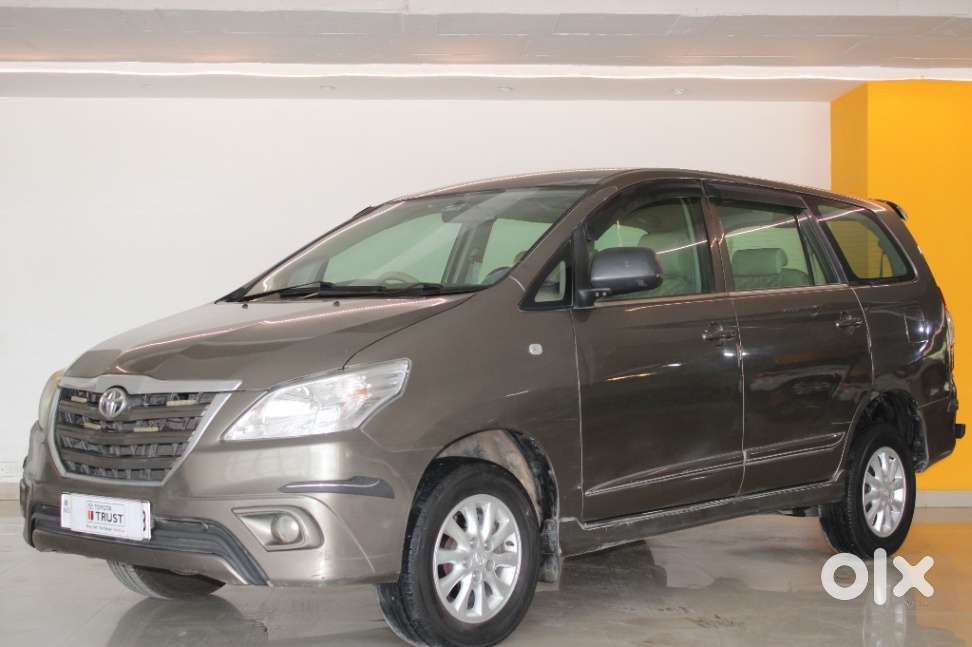 Toyota Innova 2.5 G (diesel) 8 Seater, 2014, Diesel