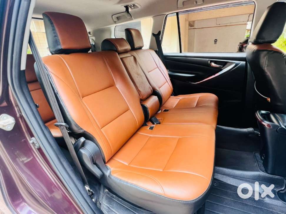 Toyota Innova Crysta 2.8 Gx At 8s, 2018, Diesel