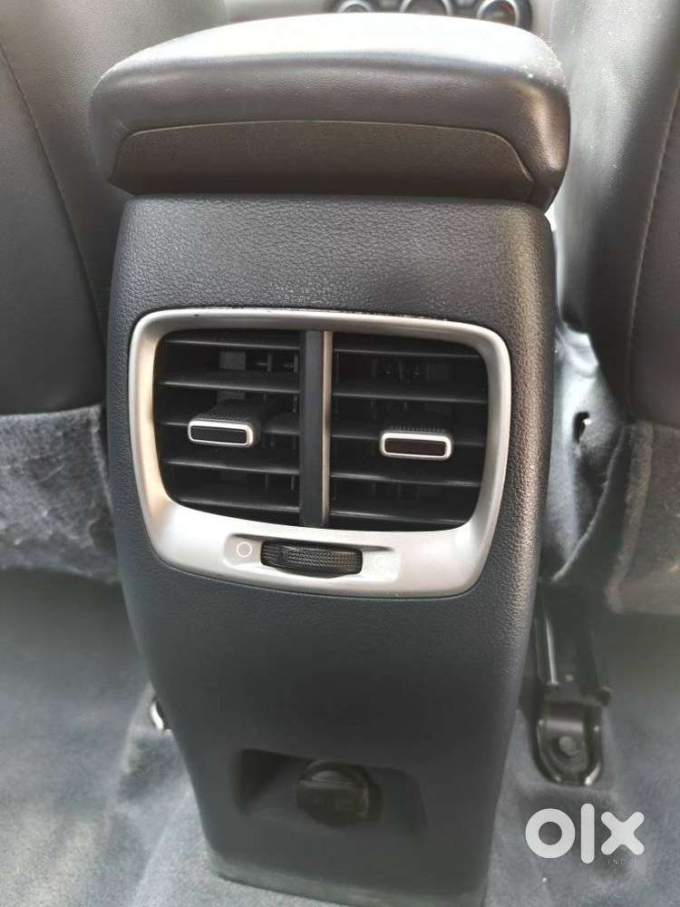 Hyundai Venue Sx Dual Tone Turbo, 2020, Petrol