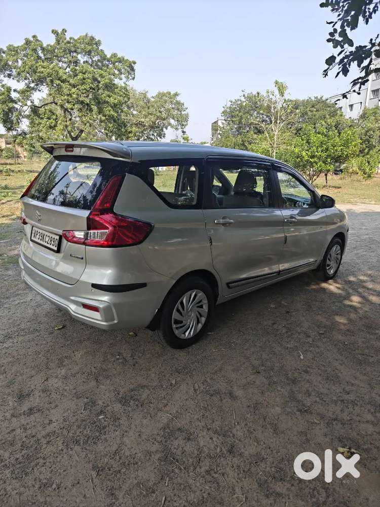 Ertiga 2021 Well Maintained. All Accessories Installed And Ready Use.