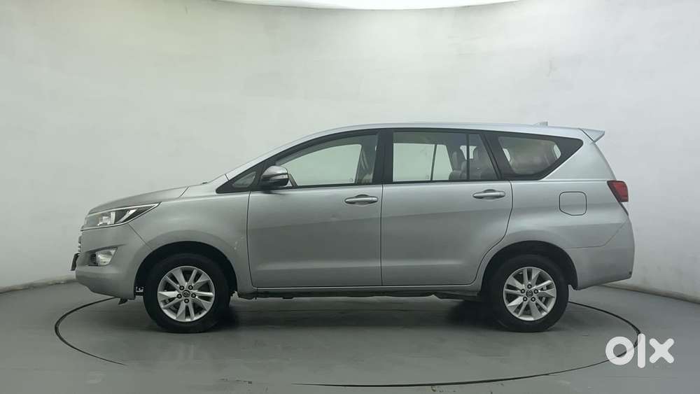 Toyota Innova Crysta G 8 Str, 2016, Diesel