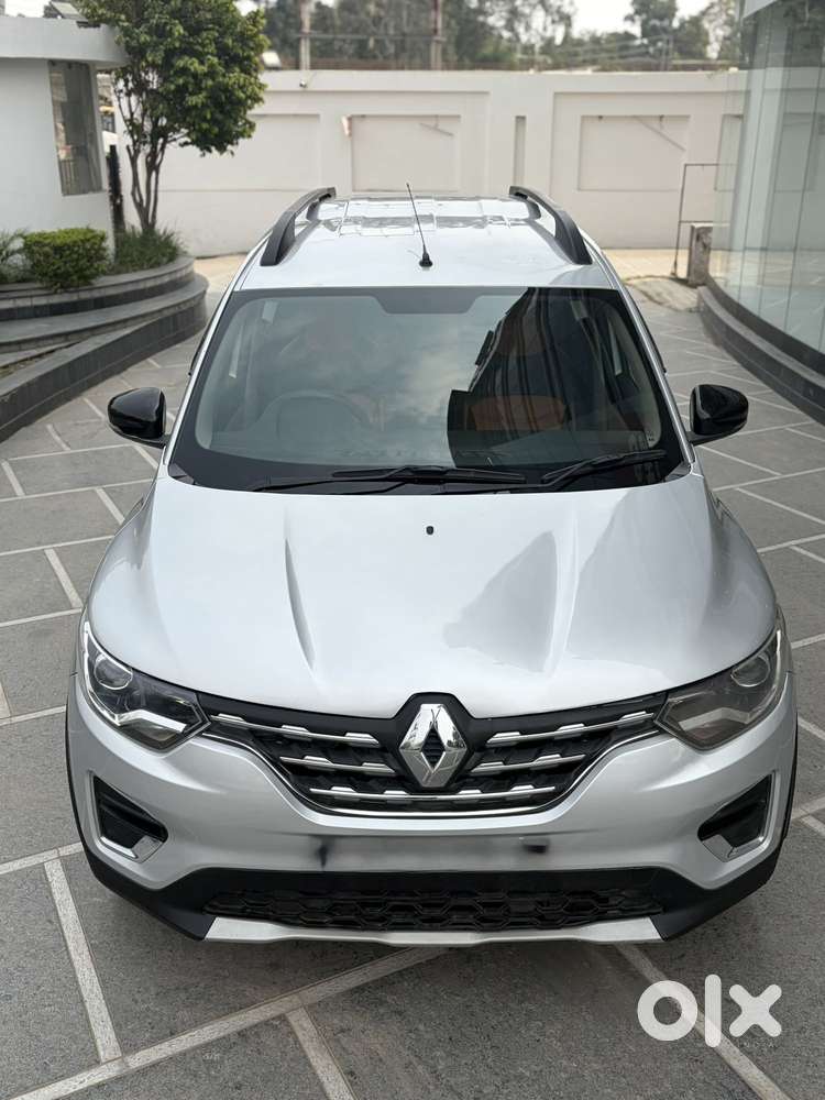 Renault Triber Rxz, 2022, Petrol