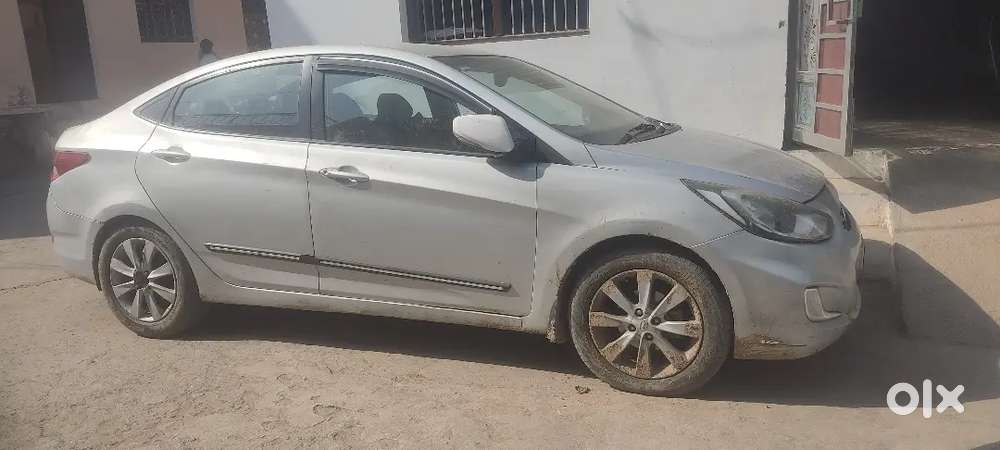 Hyundai Verna Diesel Mt 2012