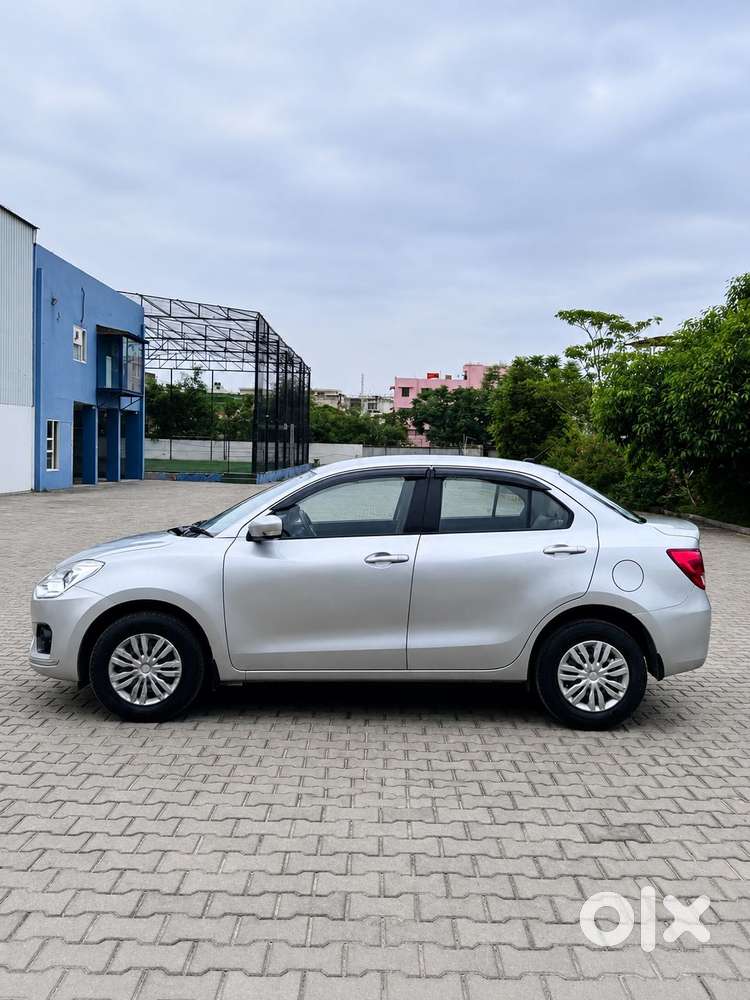 Maruti Suzuki Swift Dzire 1.2 Vxi Bsiv, 2020, Petrol