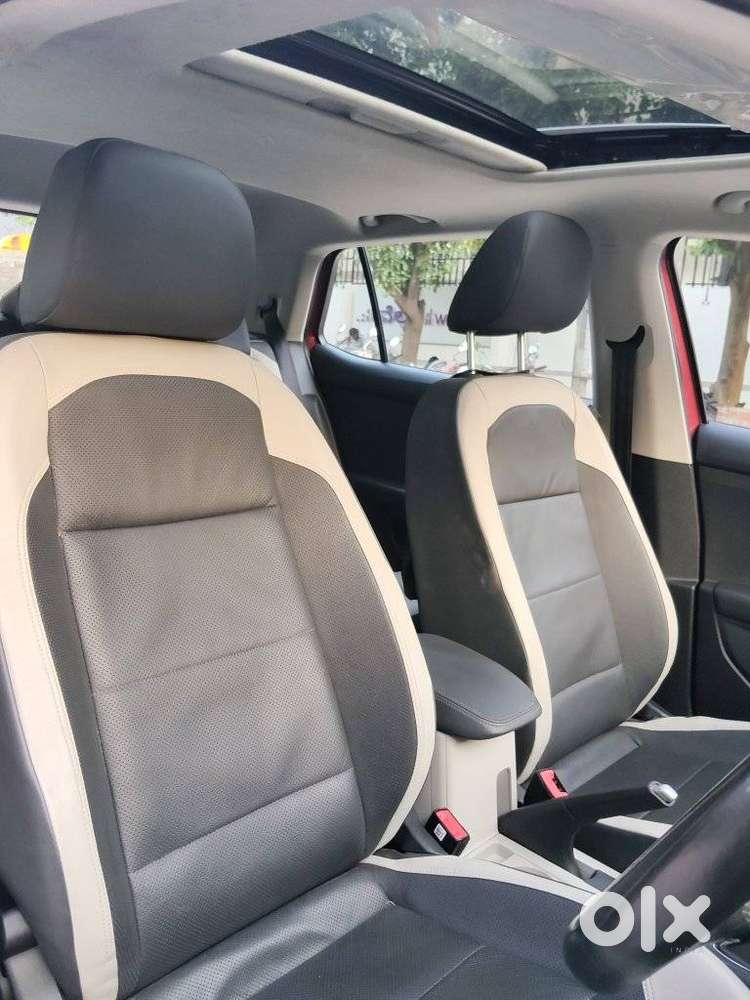 Volkswagen Taigun 1.0 Tsi Topline At, 2022, Petrol