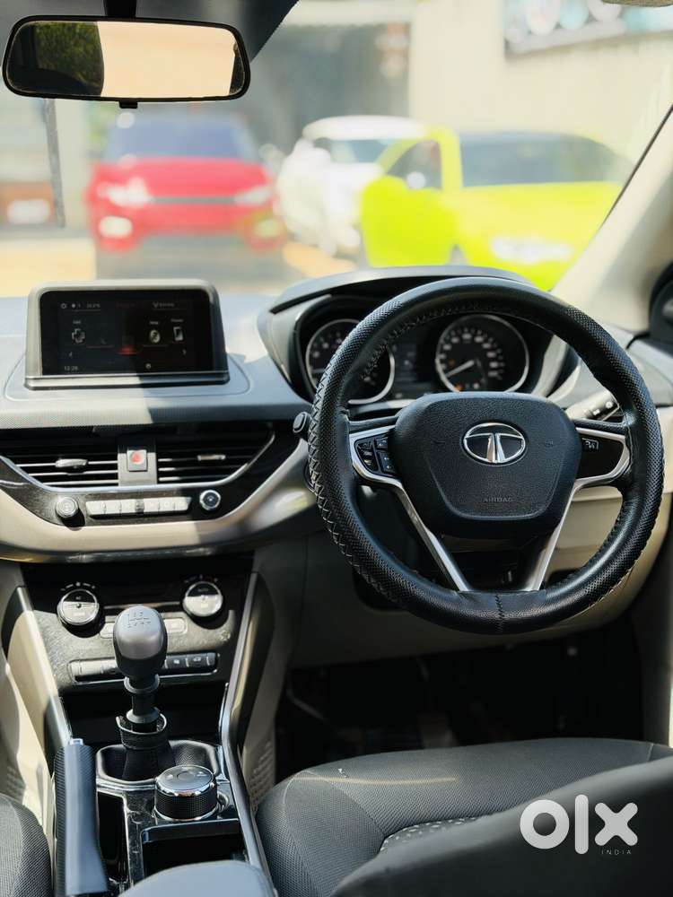 Tata Nexon Creative 1.5 Revotorq Diesel 6mt Dt, 2017, Diesel