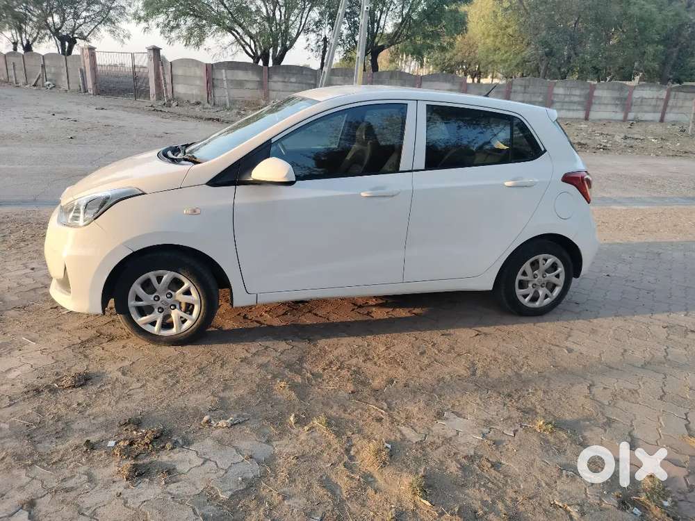 Hyundai Grand I10 355111 Cng & Hybrids 72455 Km Driven