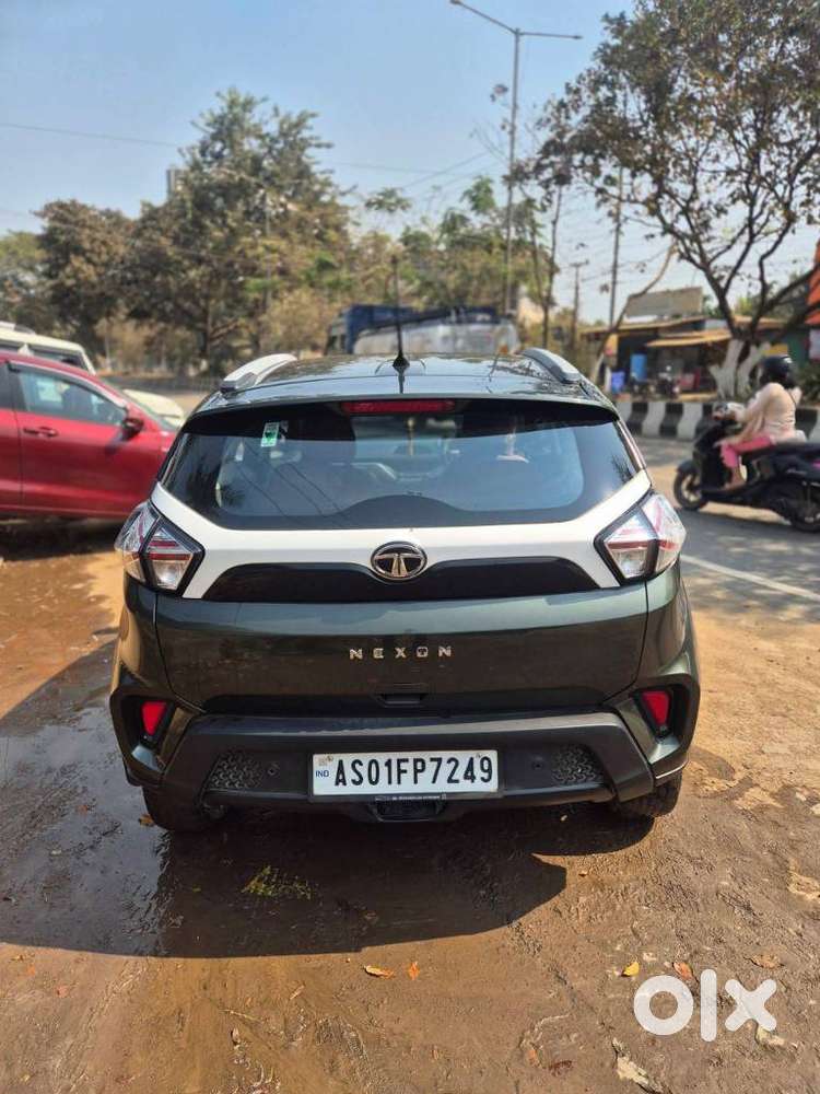 Tata Nexon 1.2 Revotron Xm (s), 2023, Petrol
