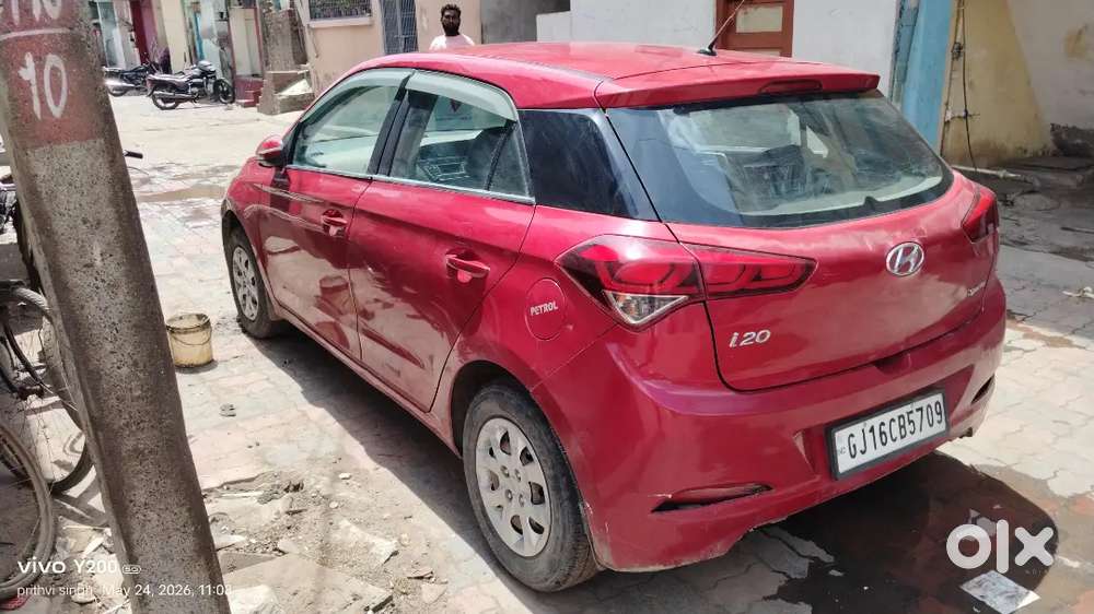 Hyundai I20 2018 Cng & Hybrids 92300 Km Driven