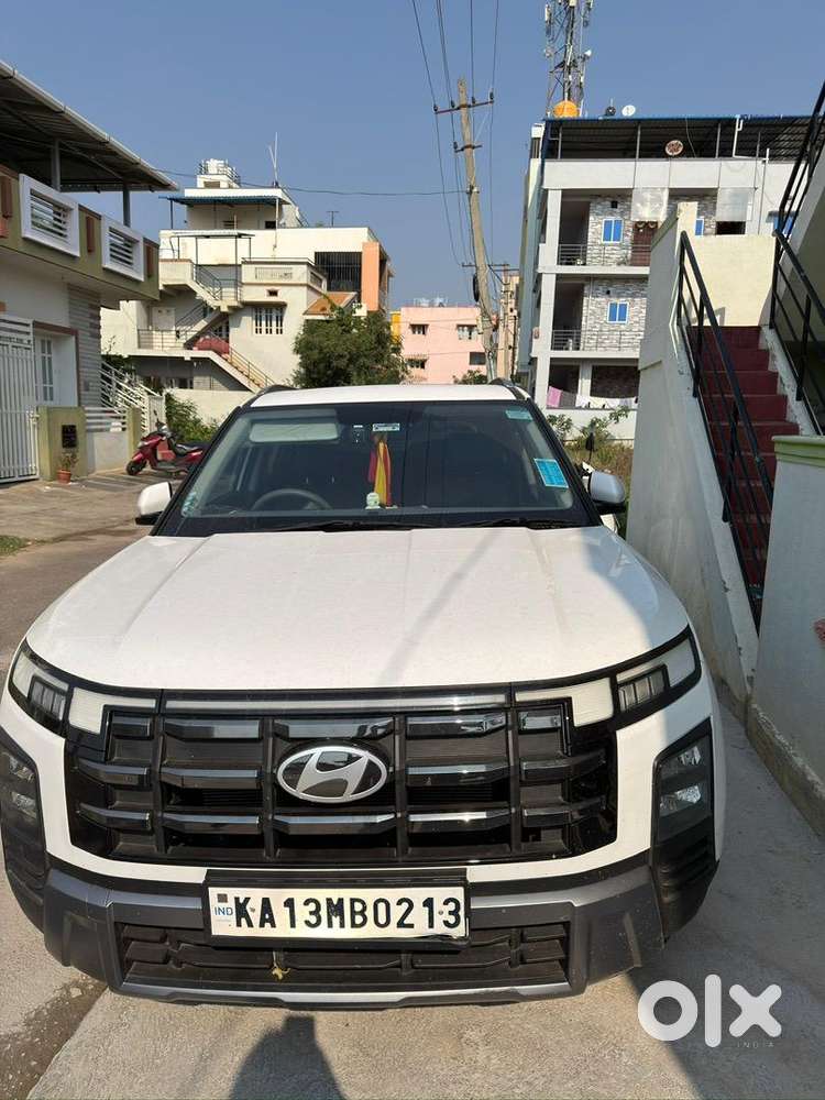 Hyundai Creta 2025 Petrol Well Maintained