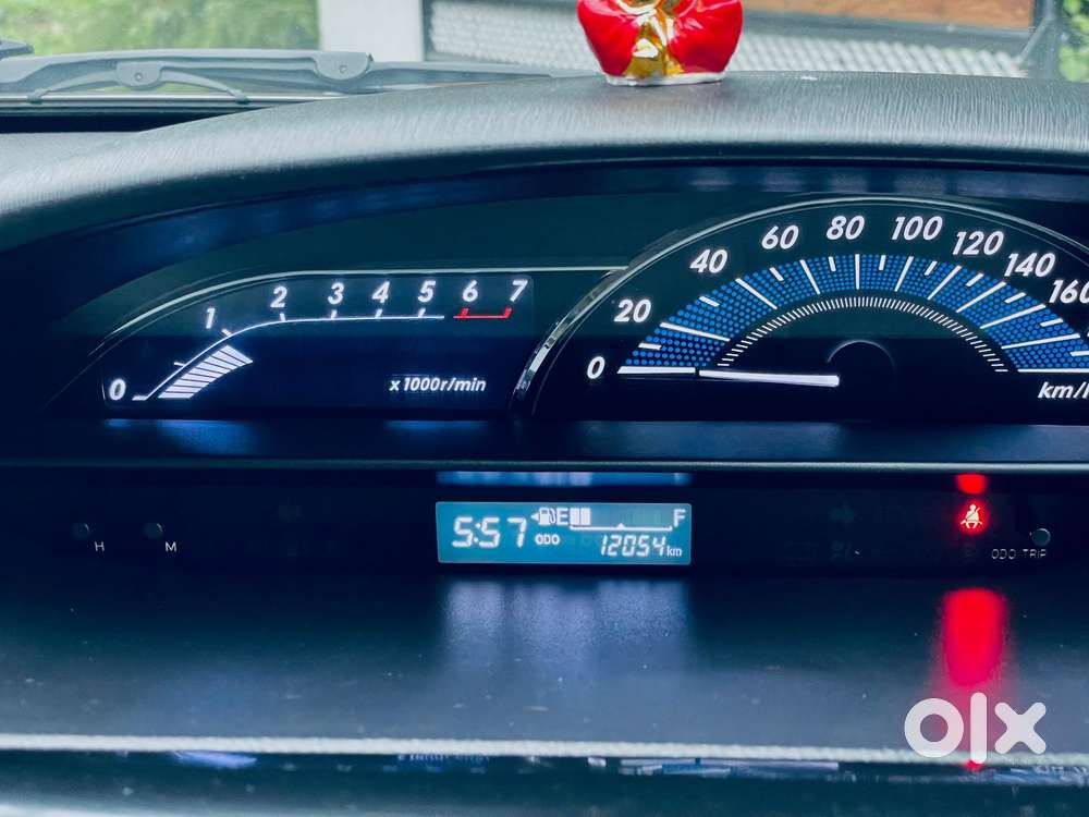Toyota Etios Liva V Dual Tone, 2019, Petrol