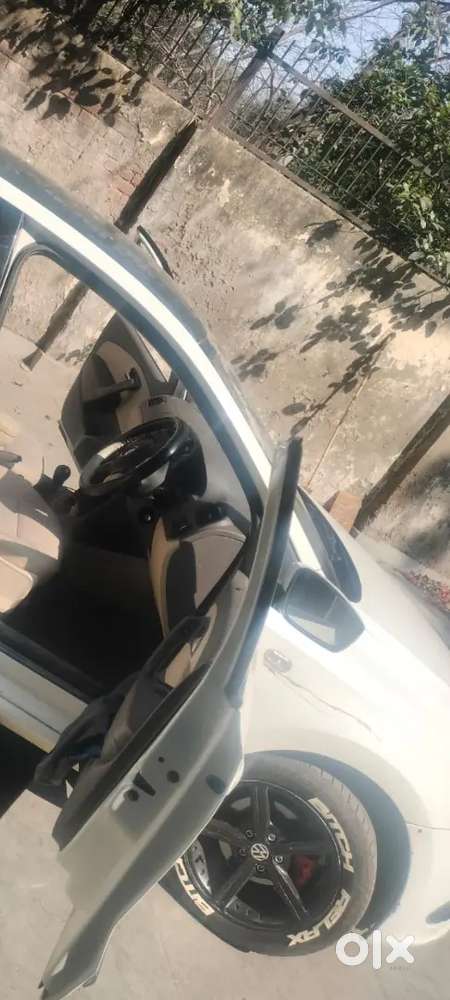 Fully Loaded Car With Aloe Base Tube Led Lamp Ambience Light