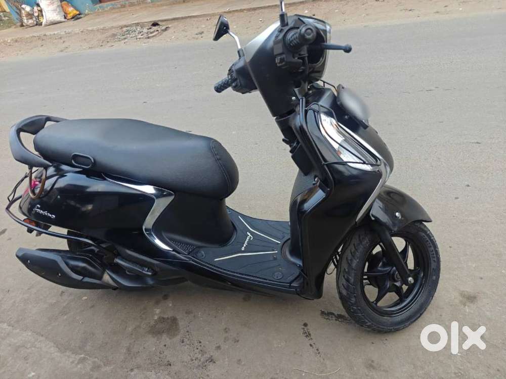 Yamaha Fascino – Black Metallic Scooter – Showroom Condition