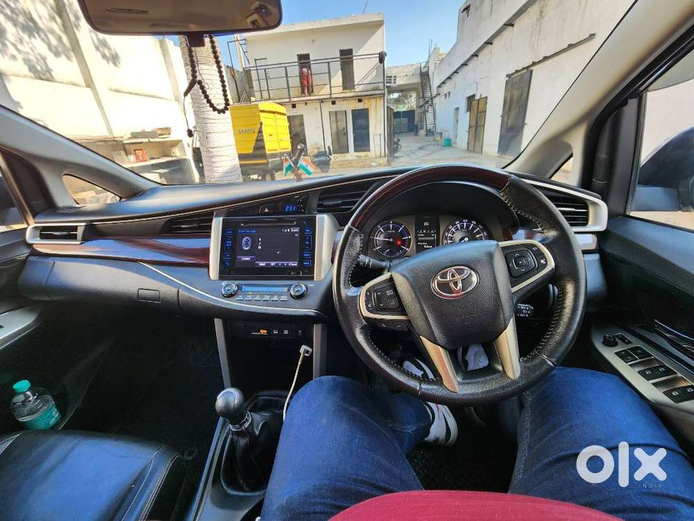 Toyota Innova Crysta 2017
