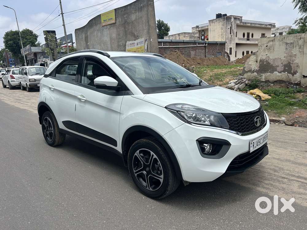 Tata Nexon 1.2 Revotron Xt Plus, 2019, Petrol
