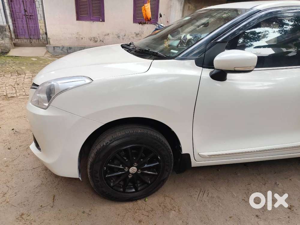 Baleno White