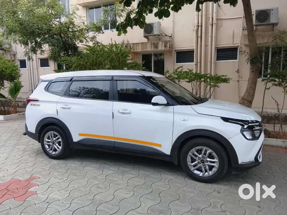 Kia Carens 1.4 Luxury 2025