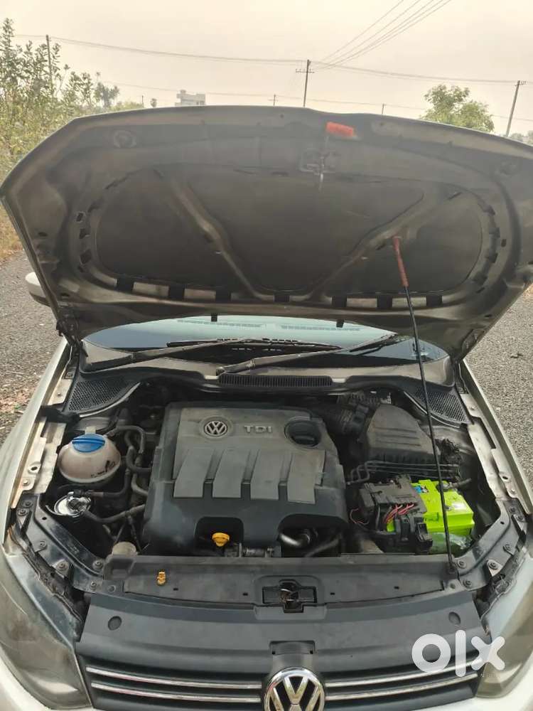 Volkswagen Vento 1.6-mt Highline