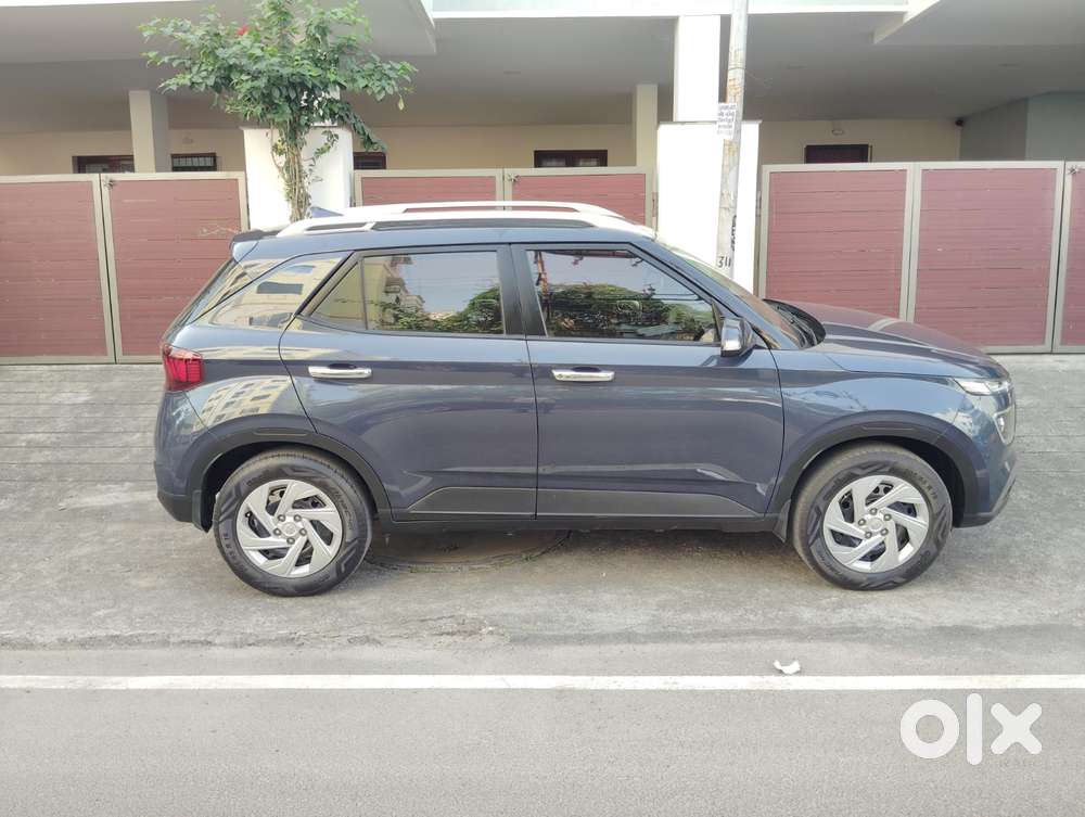 Hyundai Venue 1.2 S Plus, 2021, Petrol