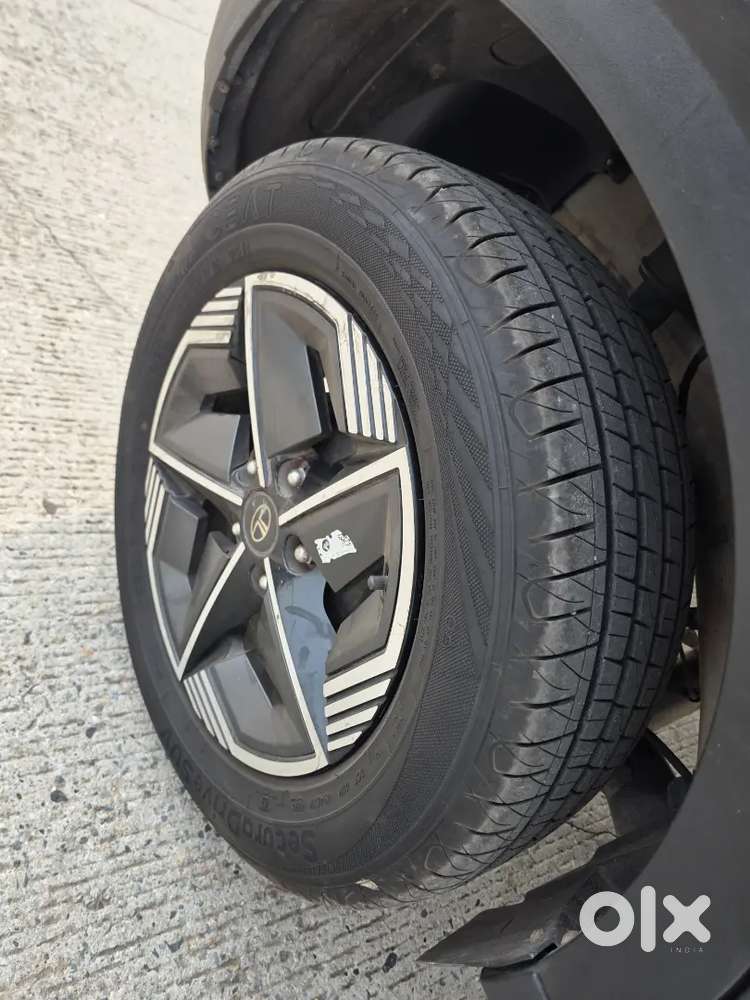 @t Bokaro Nexon Creative Plus Dt 2024 Diesel , Sunroof, Top Model