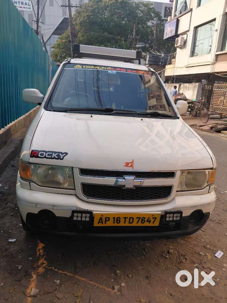 Tavera In Excellent Condition