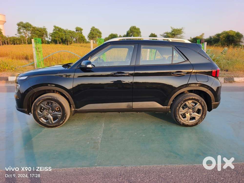 Hyundai Venue Sx, 2023, Petrol