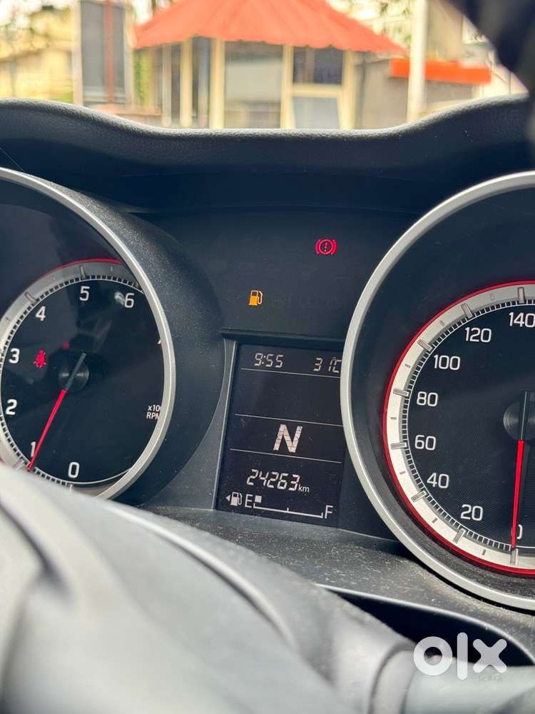 Maruti Suzuki Swift Amt Vvt Zxi, 2022, Petrol