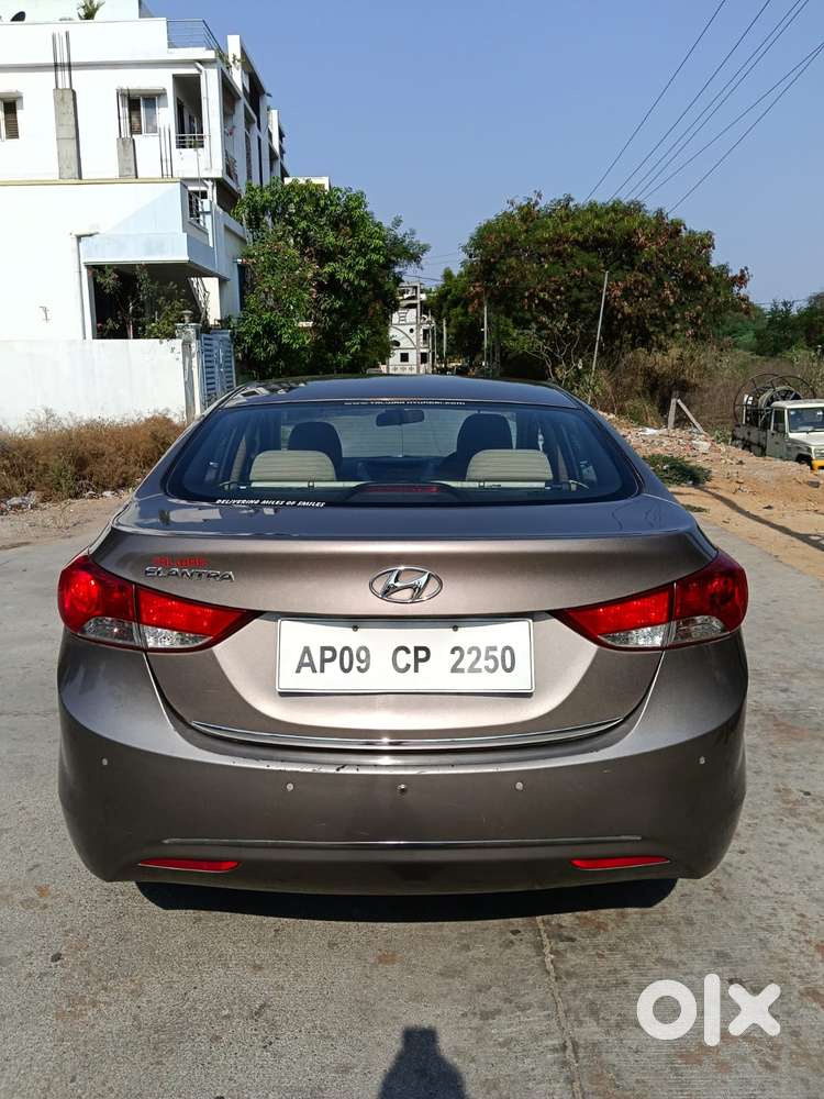 Hyundai Elantra Crdi Leather, 2012, Diesel