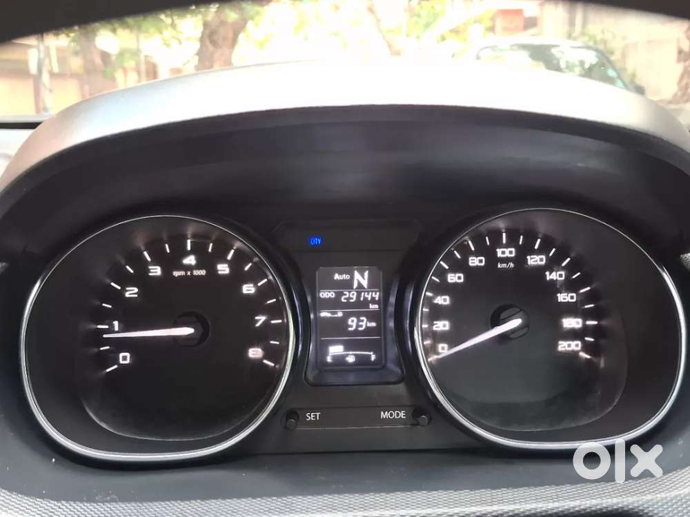 Tata Tigor Xza, 2019, Petrol