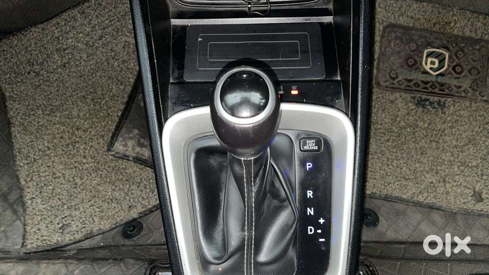 Hyundai Venue 1.0 Sx (o) Turbo Dct, 2022, Petrol