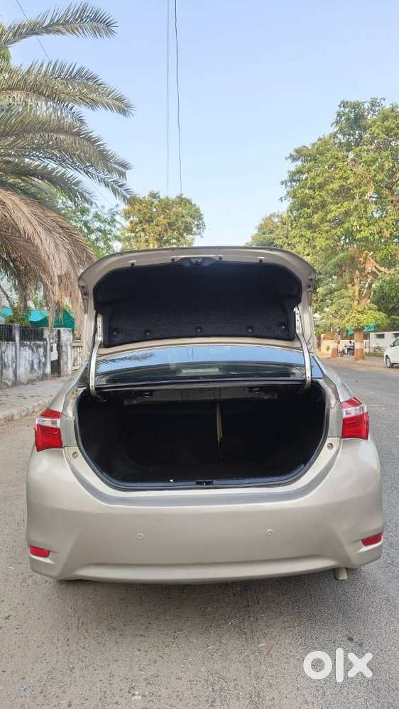 Toyota Corolla Altis 2013-2017 Vl At, 2014, Petrol