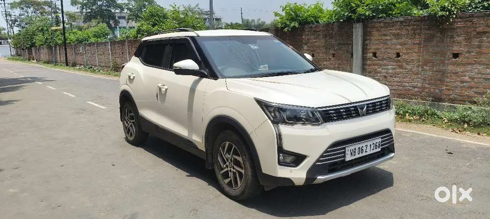 Mahindra Xuv300 (w8) 2023 Petrol 6000 Km Driven
