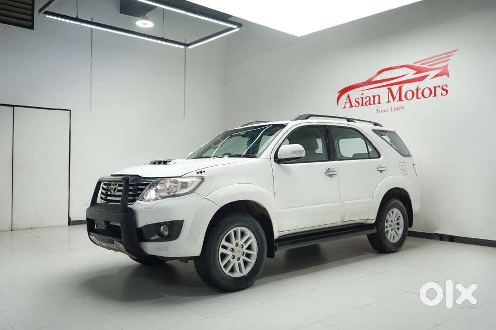 Toyota Fortuner 3.0 4x2 Mt, 2014, Diesel