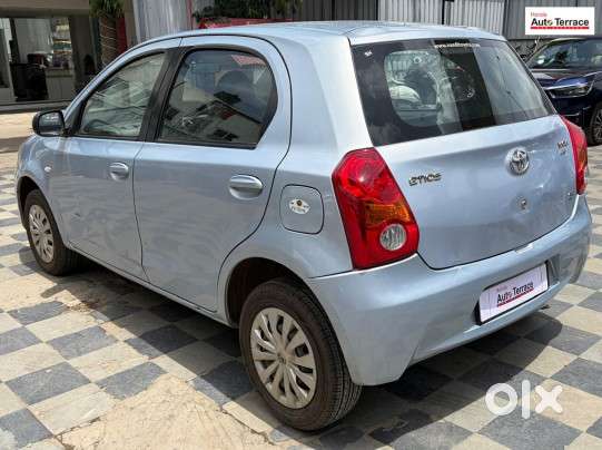 Toyota Etios Liva G, 2011, Petrol