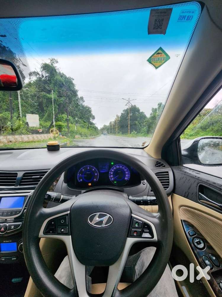 Hyundai Fluidic Verna 2012 Diesel 142000 Km Driven