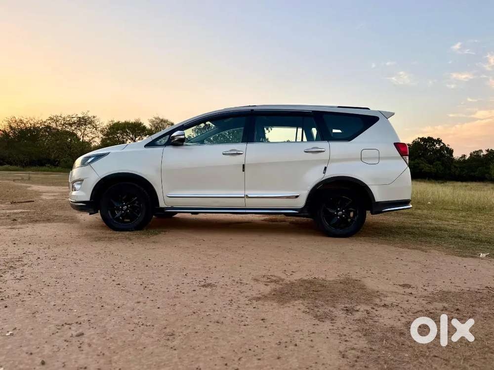 Innova Touring Sports Limited Edition