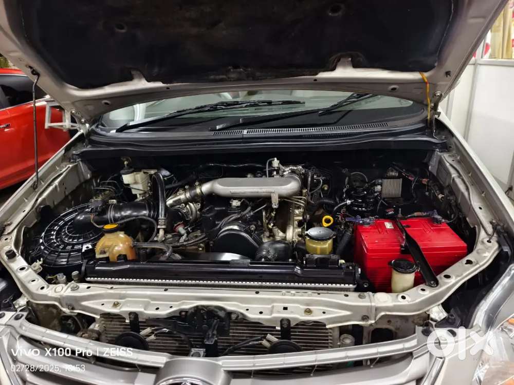 Toyota Innova Vdi 2012 Diesel Manual - 245000 Km
