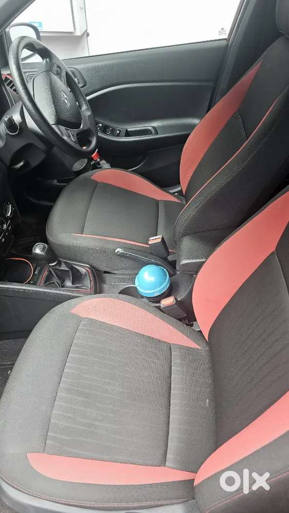 Hyundai I20 Manual Petrol Variet 29800 Kilometers. 585000 Only