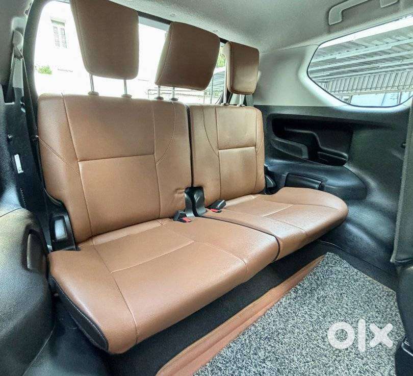 Toyota Innova Crysta